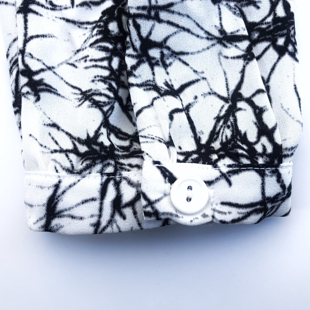 🖤Barbwire Button Down - Picture 5 of 5